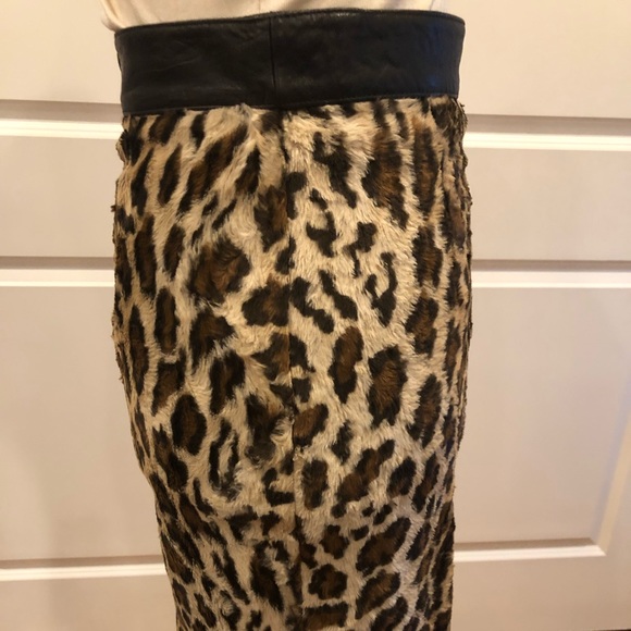 ELIZABETH AND JAMES leopard pencil skirt - Picture 3 of 8